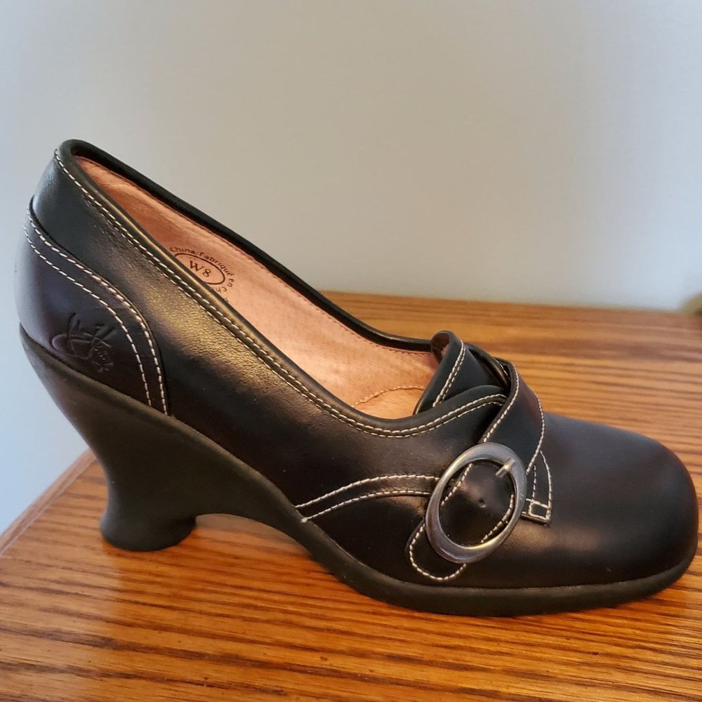 John Fluvog wedge shoes black size 8